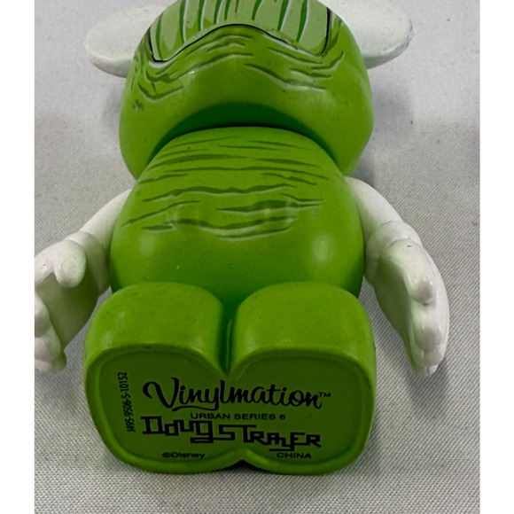 Disney Vinylmation Urban Series 6 Green Thumb Mickey Mouse 3" Collectible Figure - Picture 3 of 3